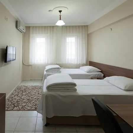 Hotel Gizem 2*