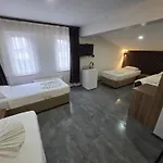 Gizem מלון צ'נקלה