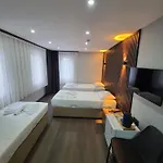 Gizem מלון 2*